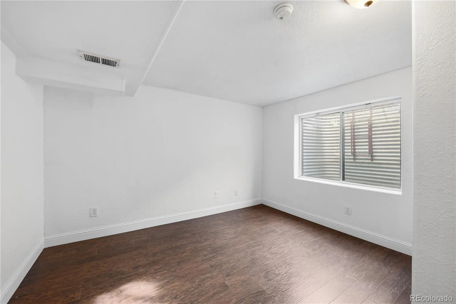 4501 W Alaska Place #B Denver CO 80219 | MLS #REC9226224 07112026015621 1600 18