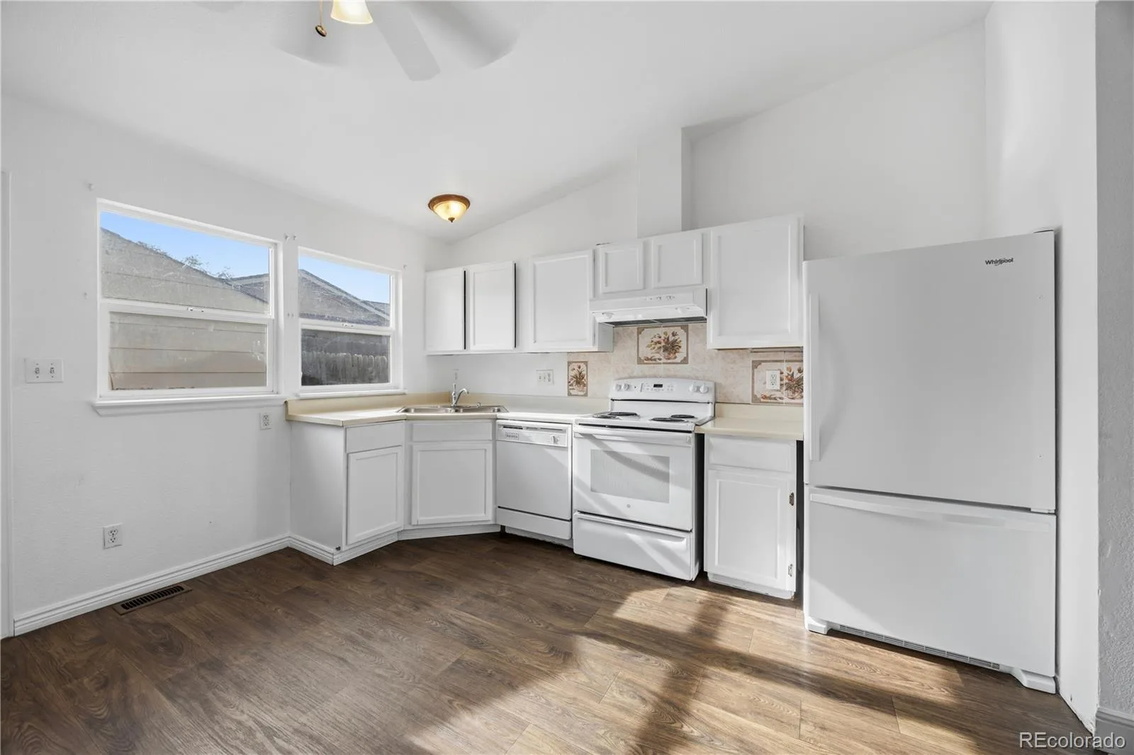 4501 W Alaska Place #B Denver CO 80219 | MLS #REC9226224 07112026015621 1600 7