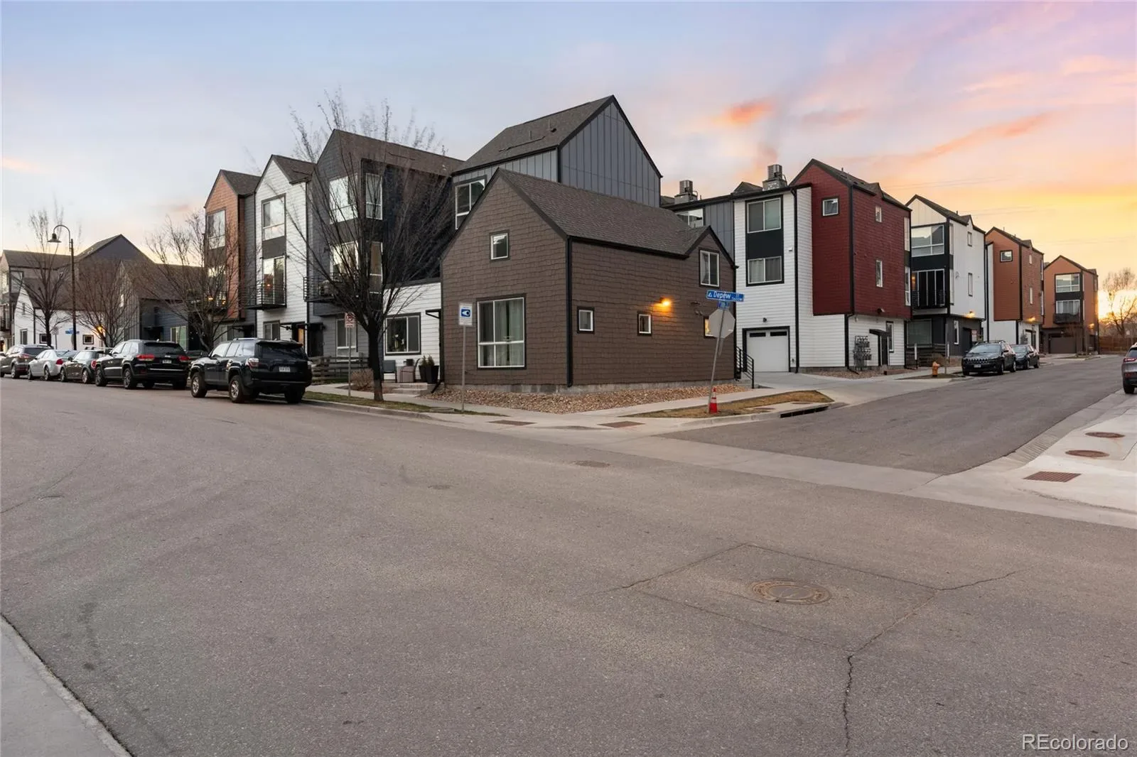 1075 Depew Street Lakewood CO 80214 MLS #REC9227101 03152026230659 1600 37