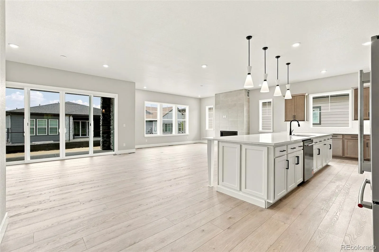 8867 S Riviera Court Aurora CO 80016 | MLS #REC9227106 07172026223849 1600 4