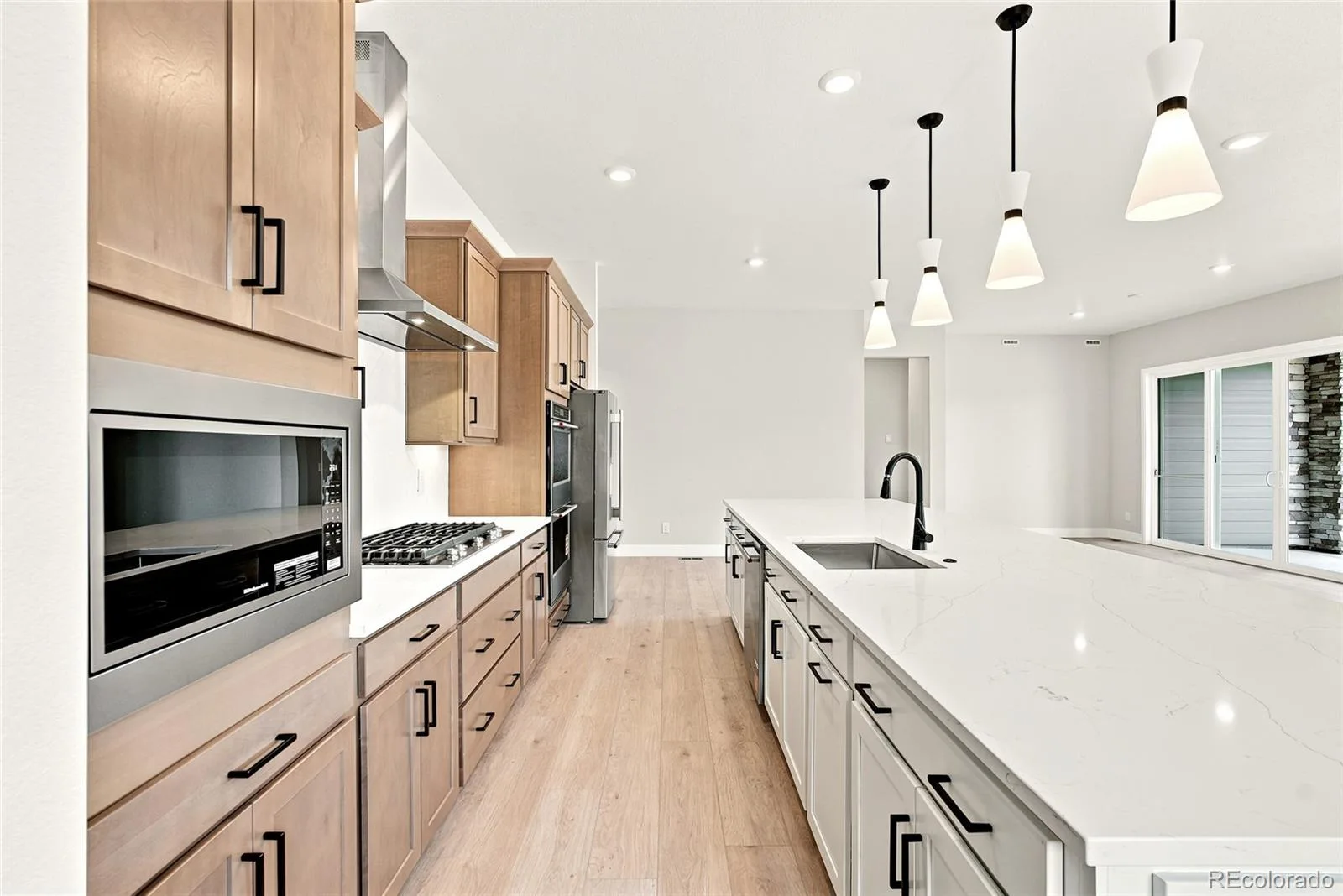 8867 S Riviera Court Aurora CO 80016 | MLS #REC9227106 07172026223849 1600 8