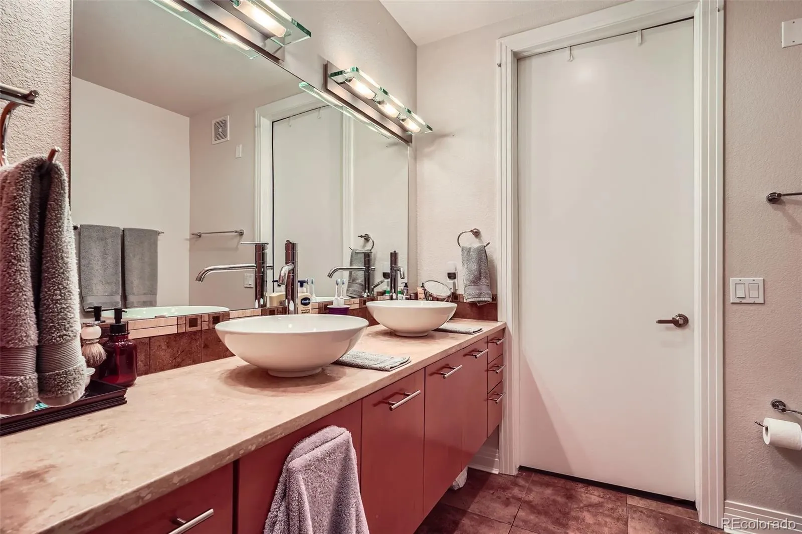 04012026150753 1600 16