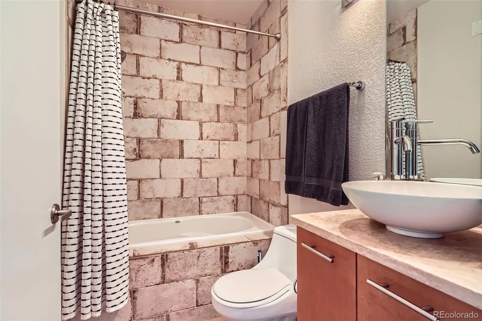 04012026150753 1600 20