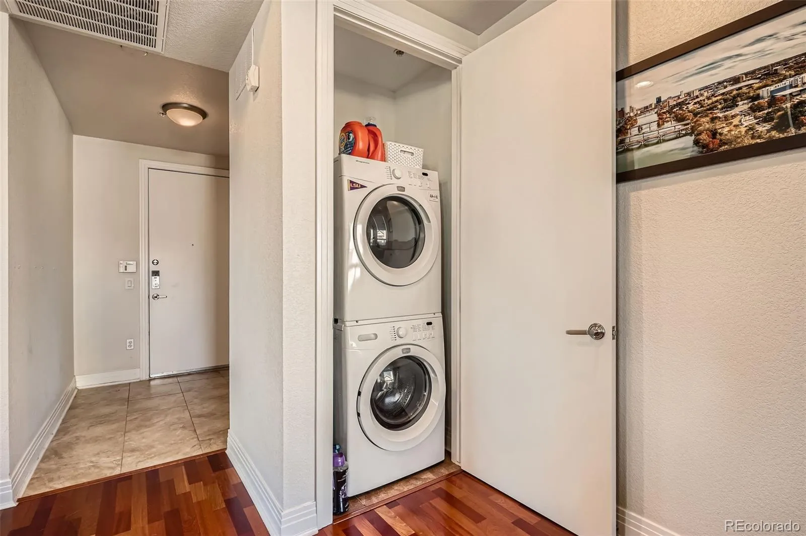 04012026150753 1600 21