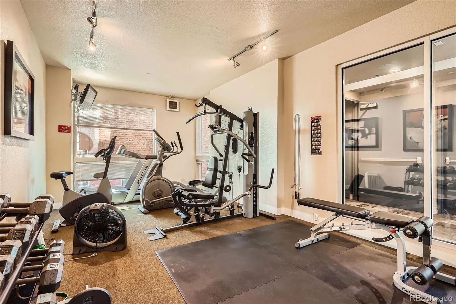 04012026150753 1600 22