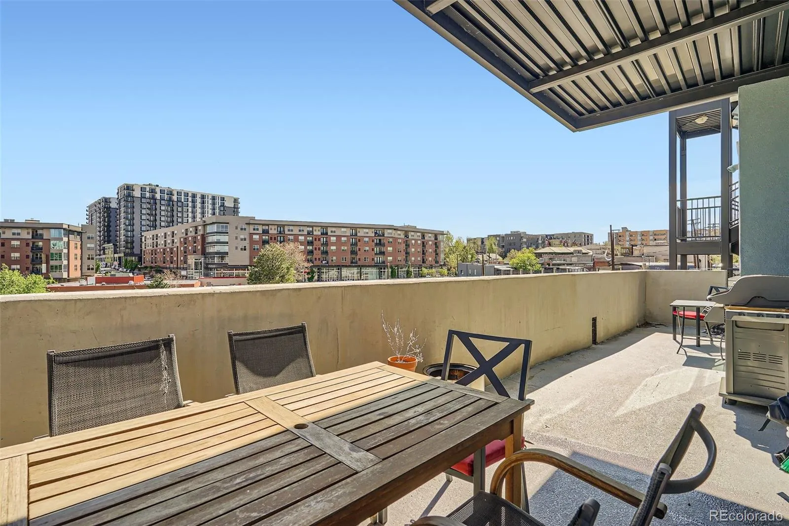 04012026150753 1600 24