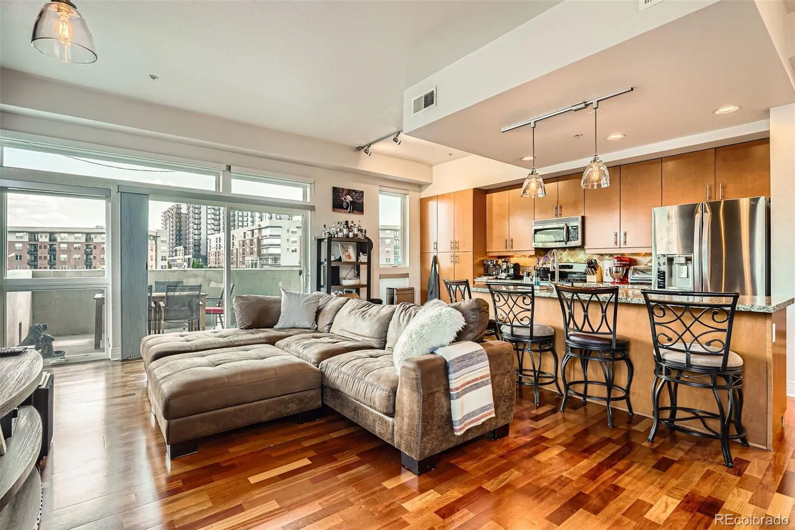 04012026150753 1600 3