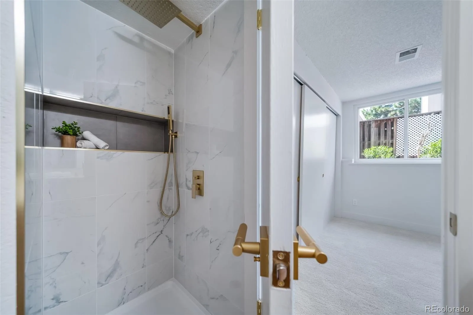 3830 S Genoa Circle #C Aurora CO 80013 | MLS #REC9228046 08202026051206 1600 16
