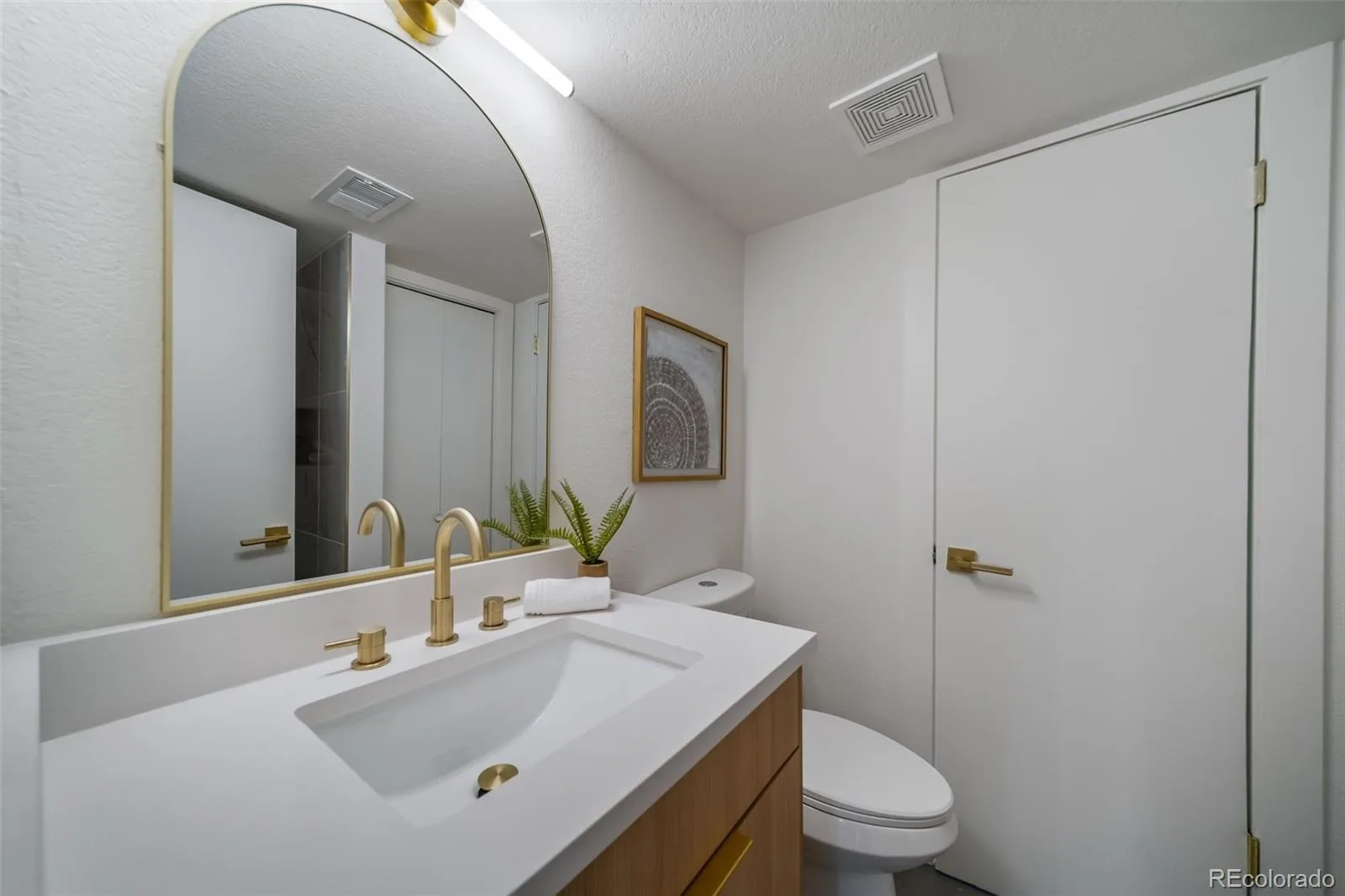 3830 S Genoa Circle #C Aurora CO 80013 | MLS #REC9228046 08202026051206 1600 19