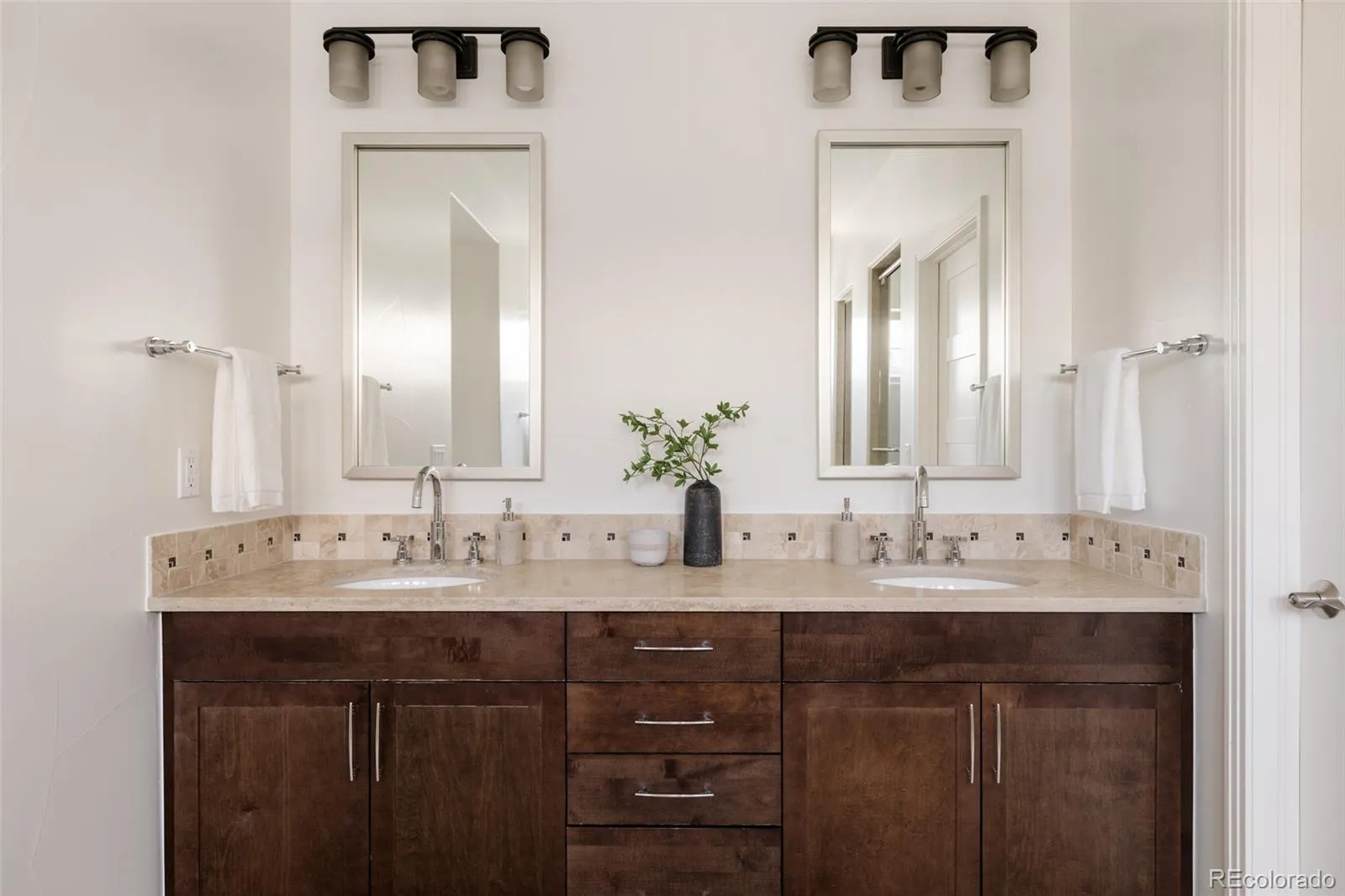 04152026165725 1600 13