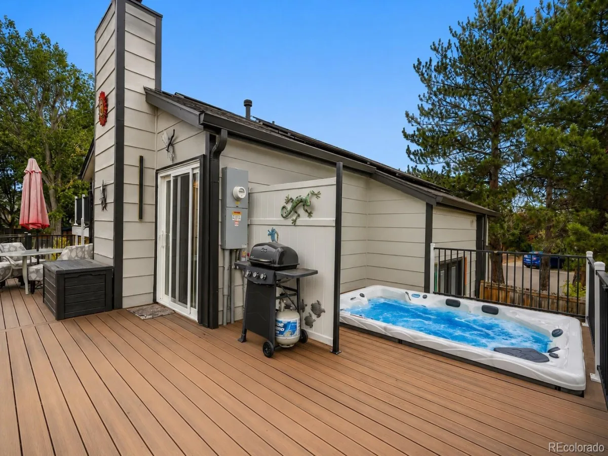 9801 Garrison Court Broomfield CO 80021 | MLS #REC9237459 08282026011135 1200 22