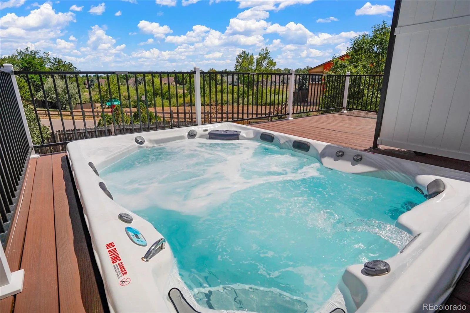9801 Garrison Court Broomfield CO 80021 | MLS #REC9237459 08282026011135 1600 24