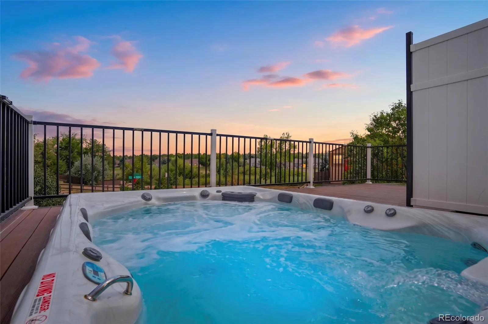 9801 Garrison Court Broomfield CO 80021 | MLS #REC9237459 08282026011135 1600 25