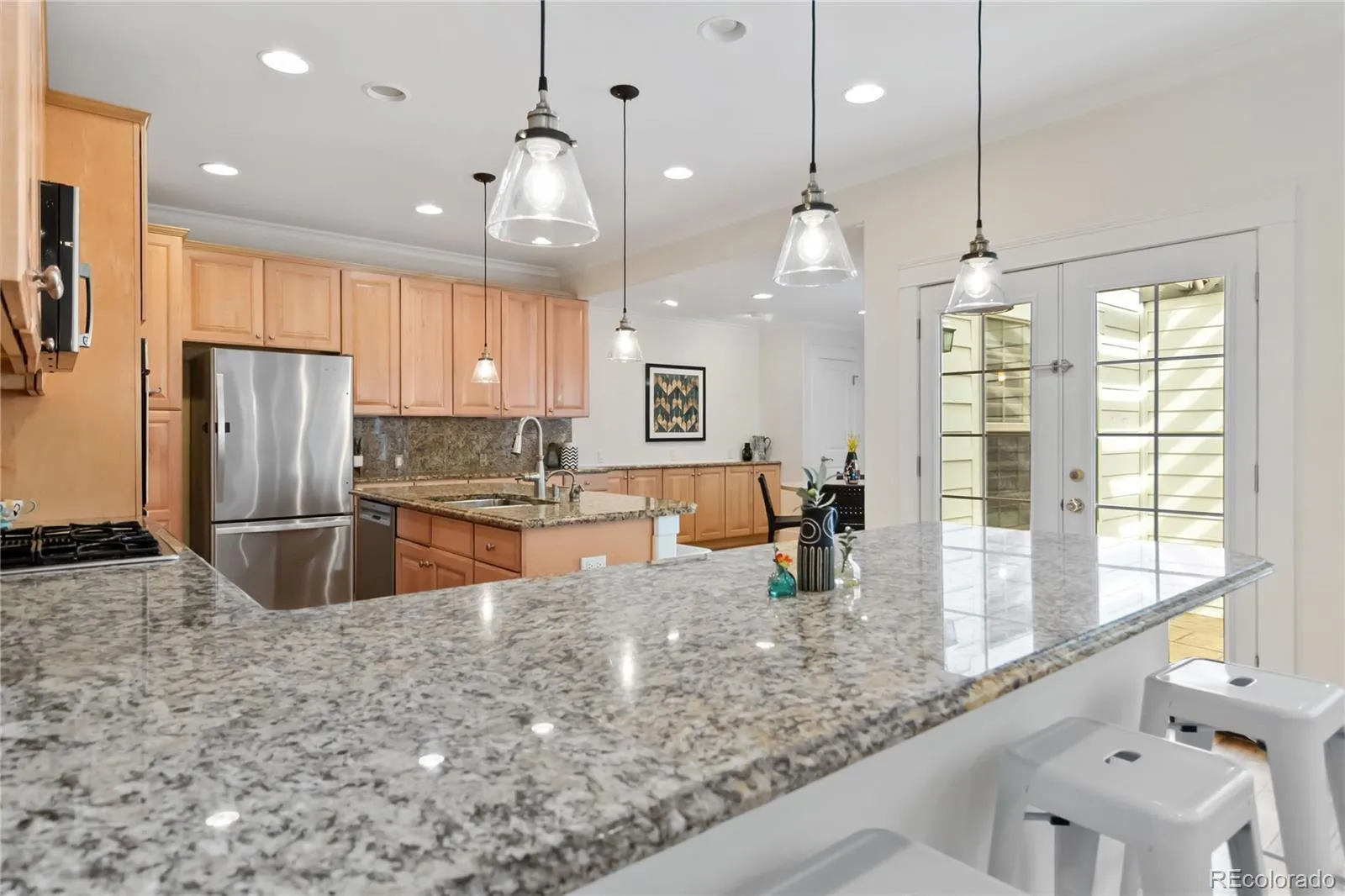 04152026203136 1600 12