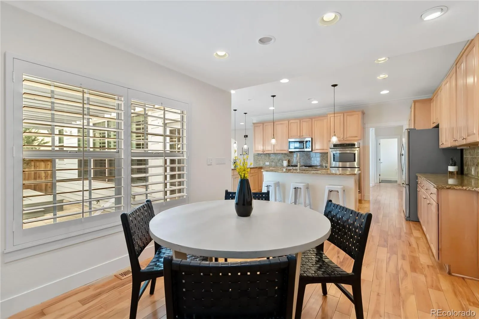 04152026203136 1600 16