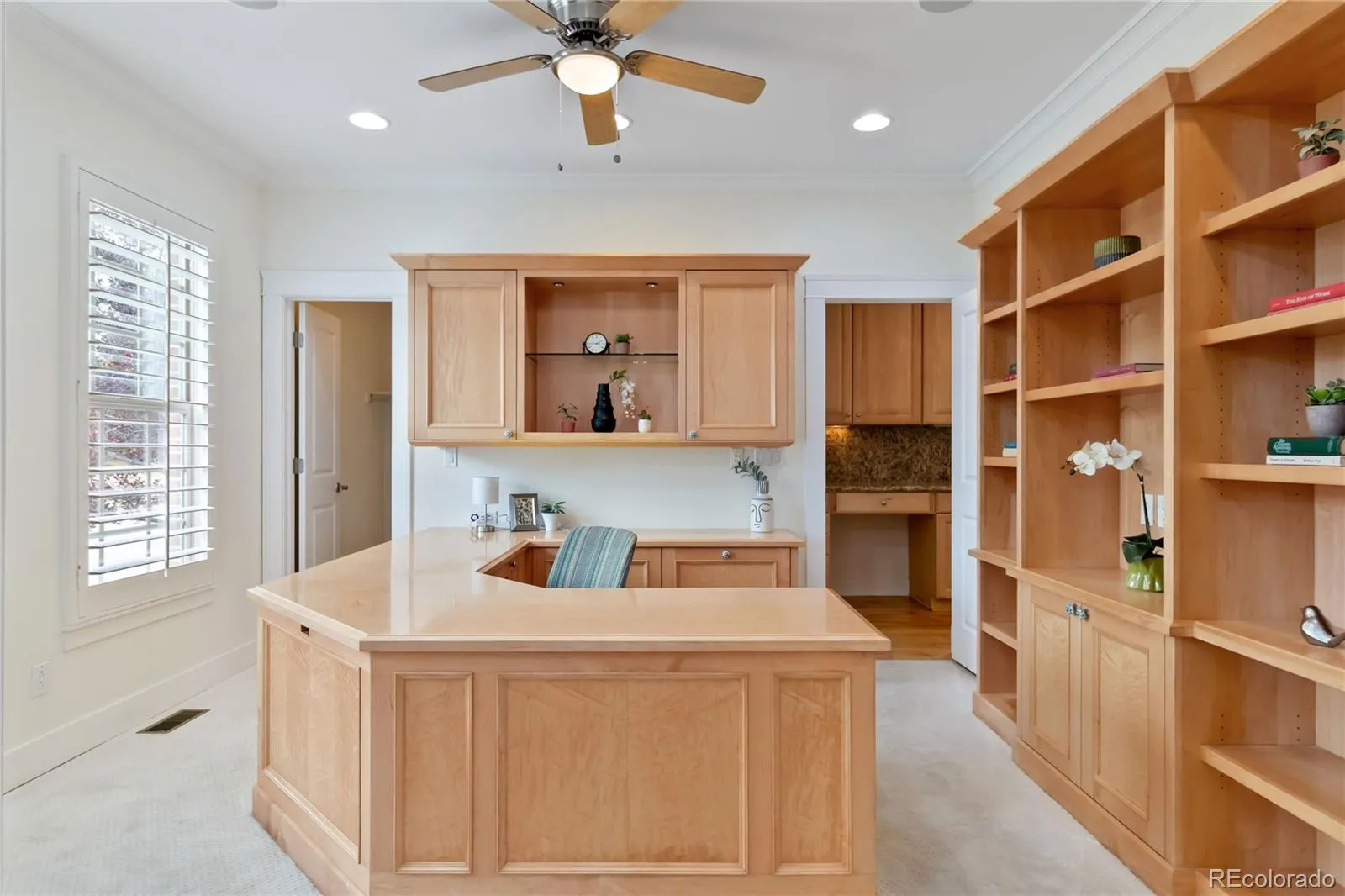 04152026203136 1600 17