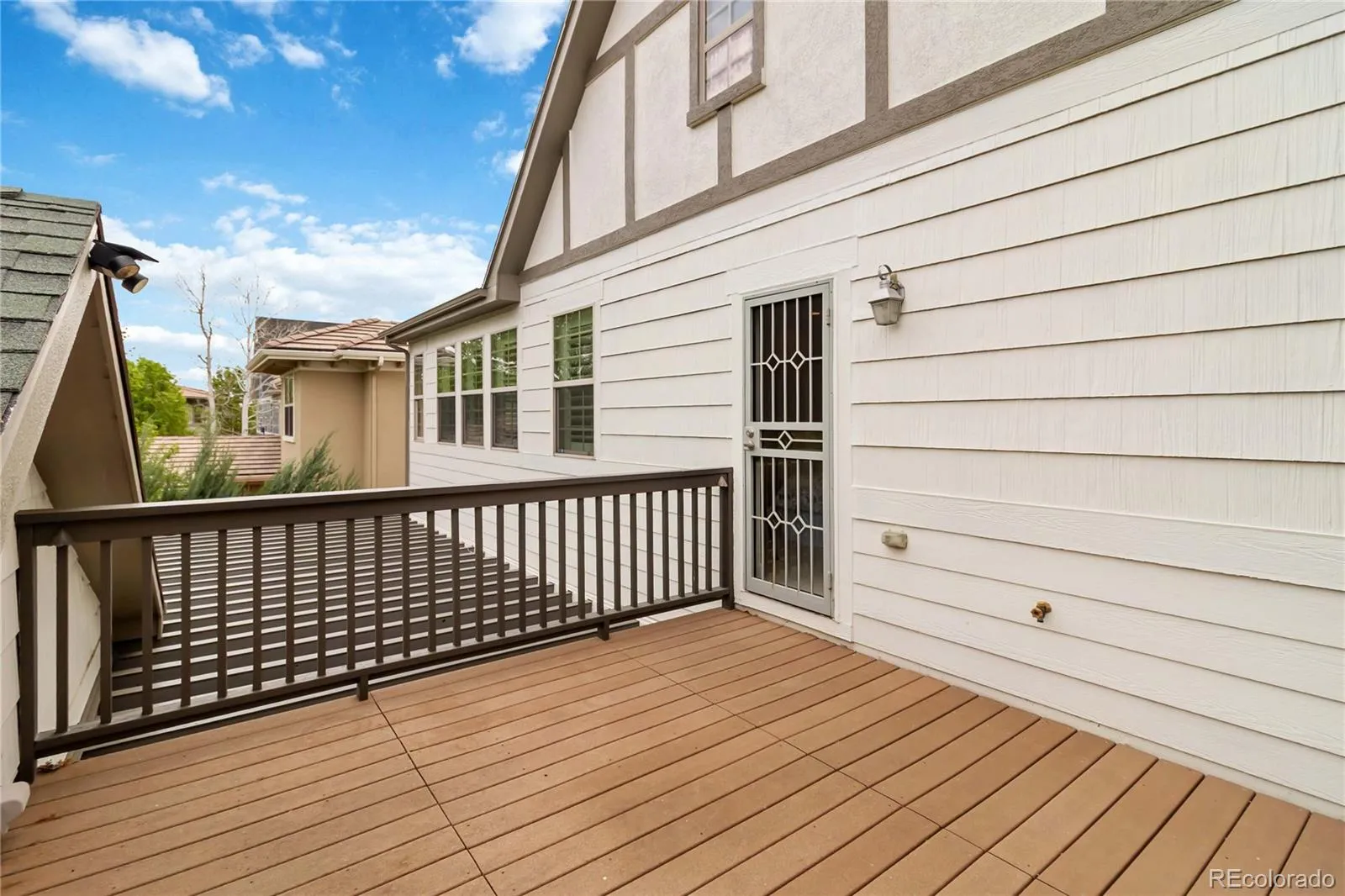 04152026203136 1600 27