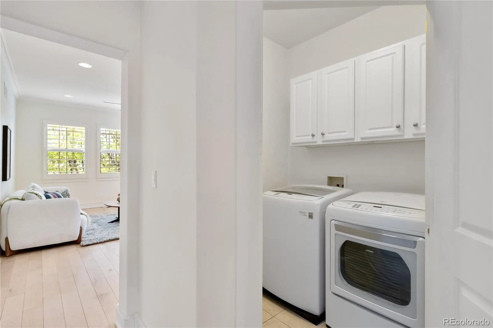 04152026203136 1600 37