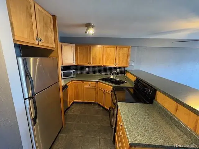 1121 Albion Street #906 Denver CO 80220 MLS #REC9237780 10142025020047 640 2