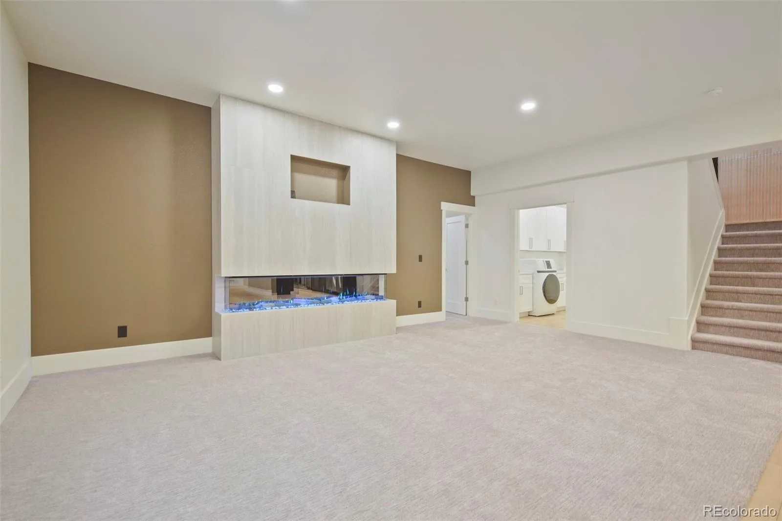 9430 S Silent Hills Drive Lone Tree CO 80124 | MLS #REC9238235 08262026184214 1600 28