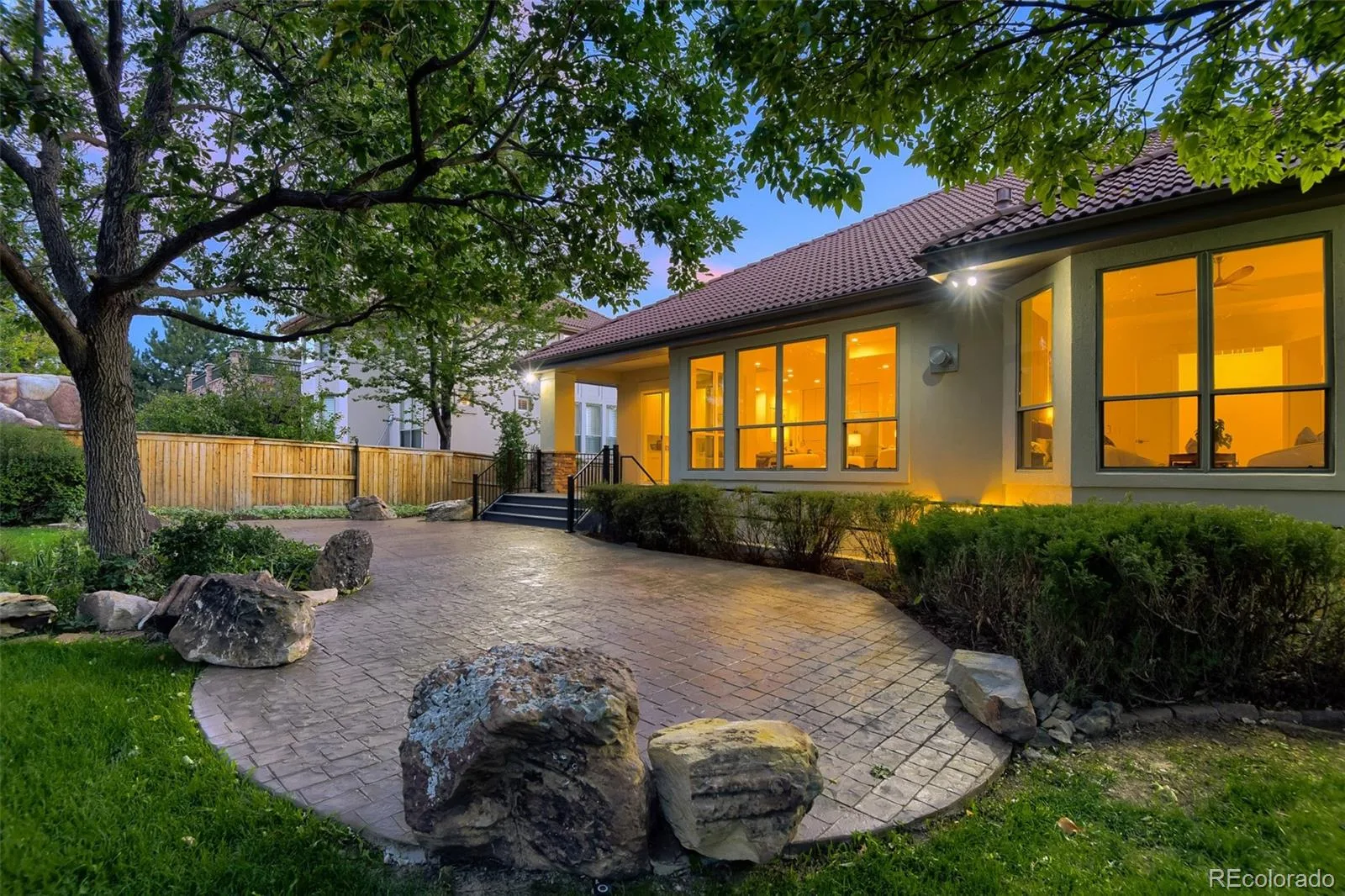 9430 S Silent Hills Drive Lone Tree CO 80124 | MLS #REC9238235 08262026184214 1600 44