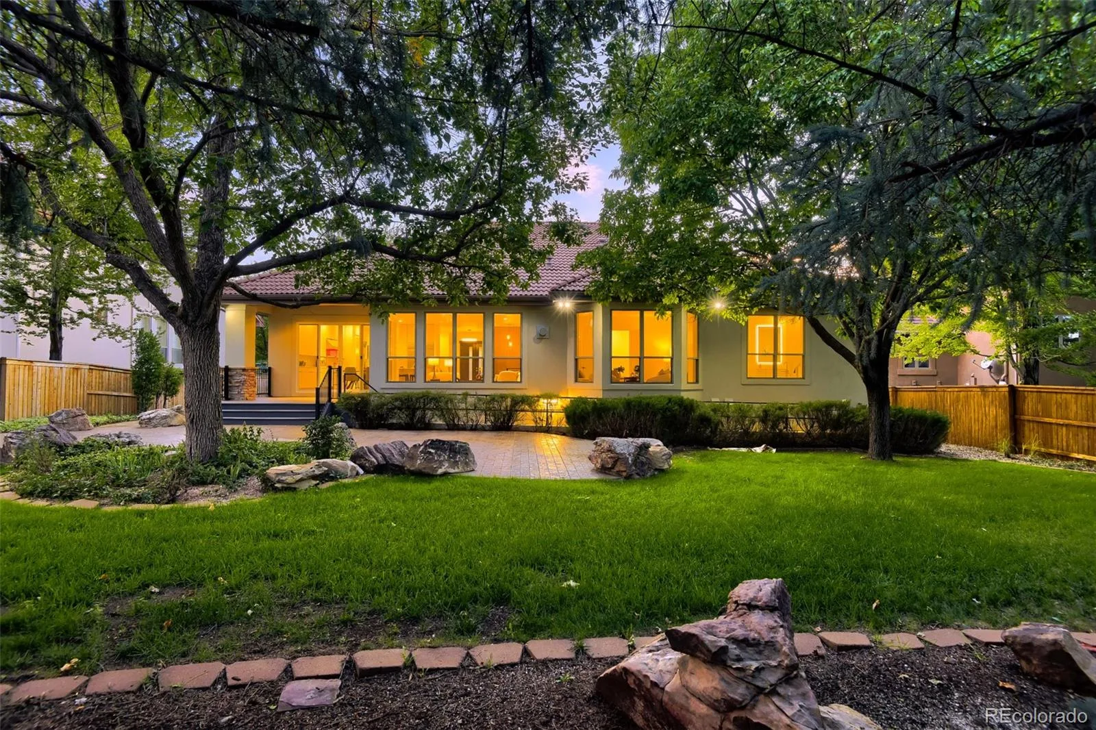 9430 S Silent Hills Drive Lone Tree CO 80124 | MLS #REC9238235 08262026184214 1600 45
