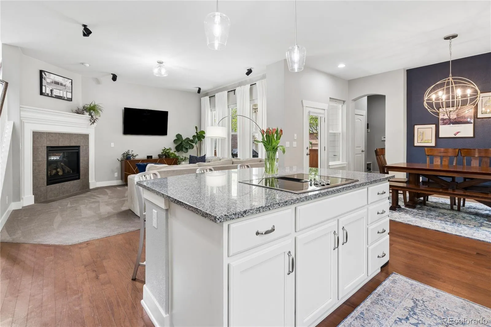 827 Uinta Way Denver CO 80230 MLS #REC9241574 04232026133901 1600 12