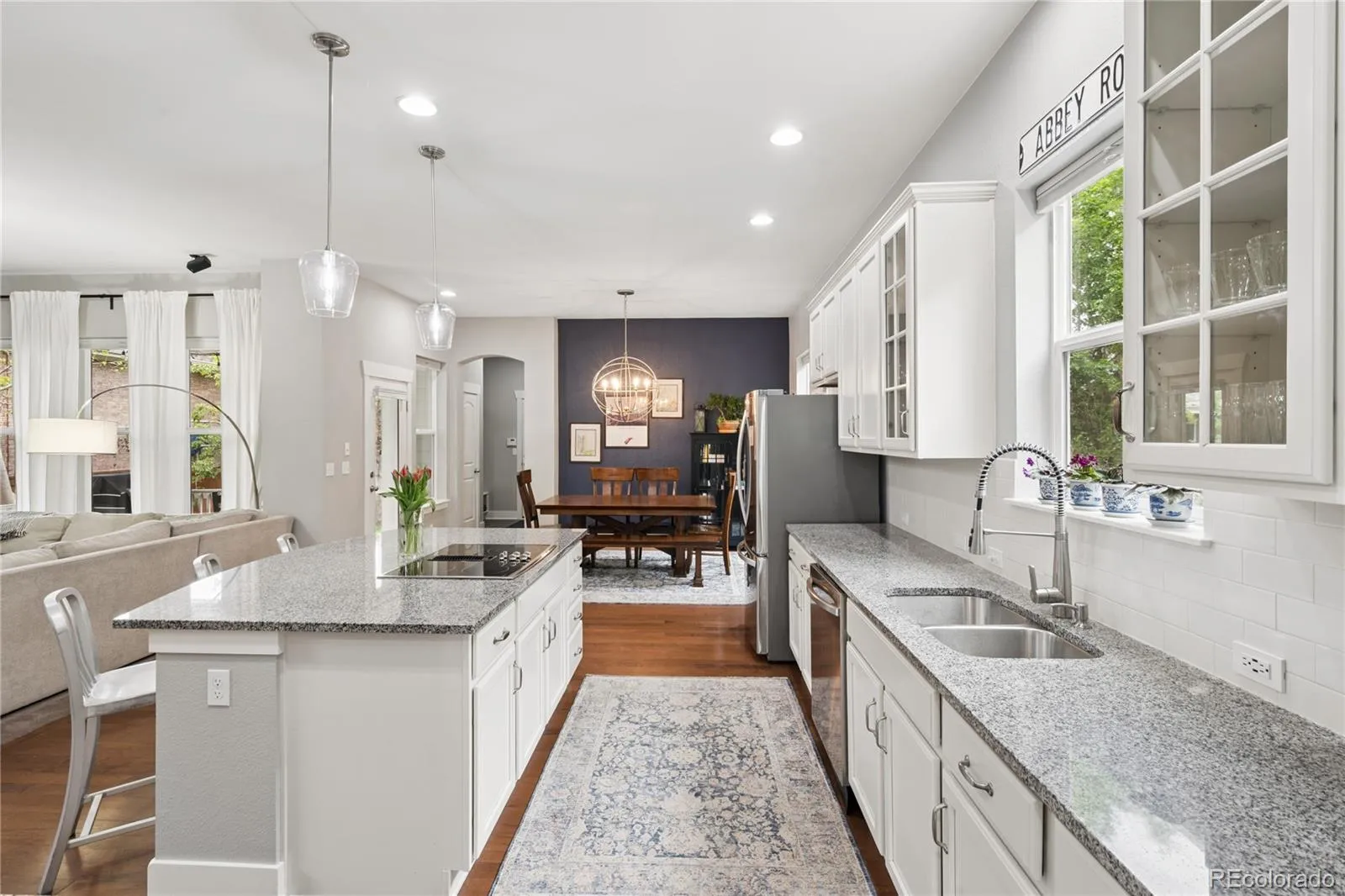 827 Uinta Way Denver CO 80230 MLS #REC9241574 04232026133901 1600 13