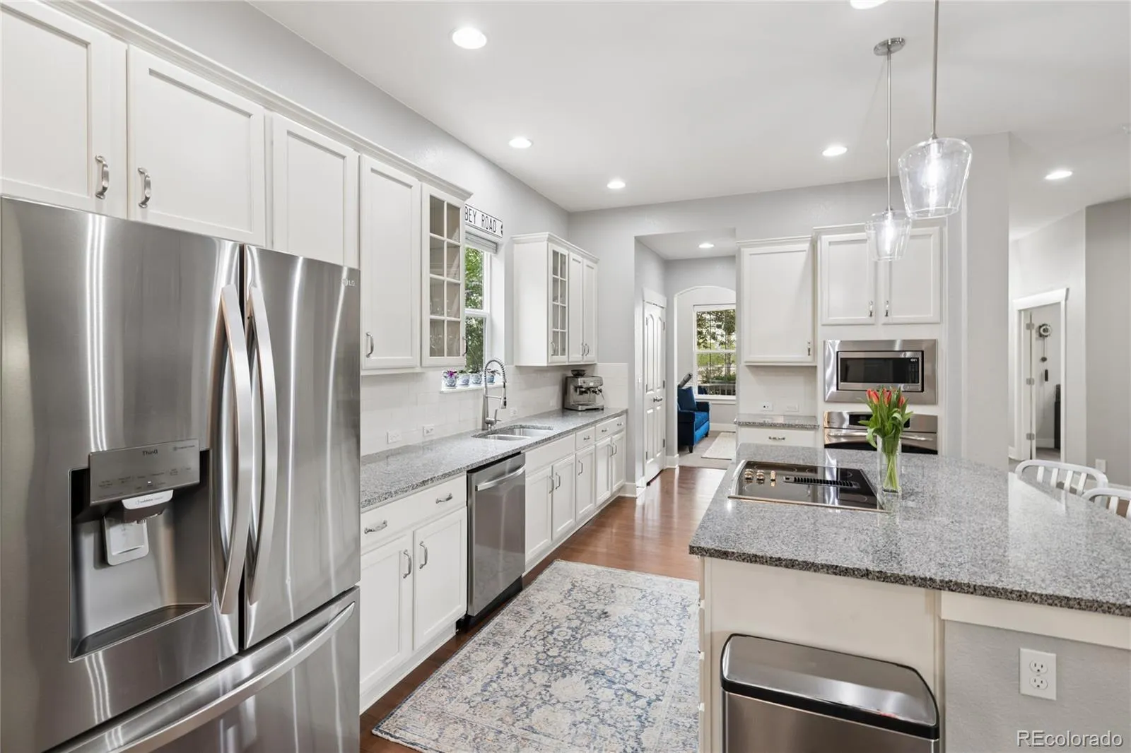 827 Uinta Way Denver CO 80230 MLS #REC9241574 04232026133901 1600 14