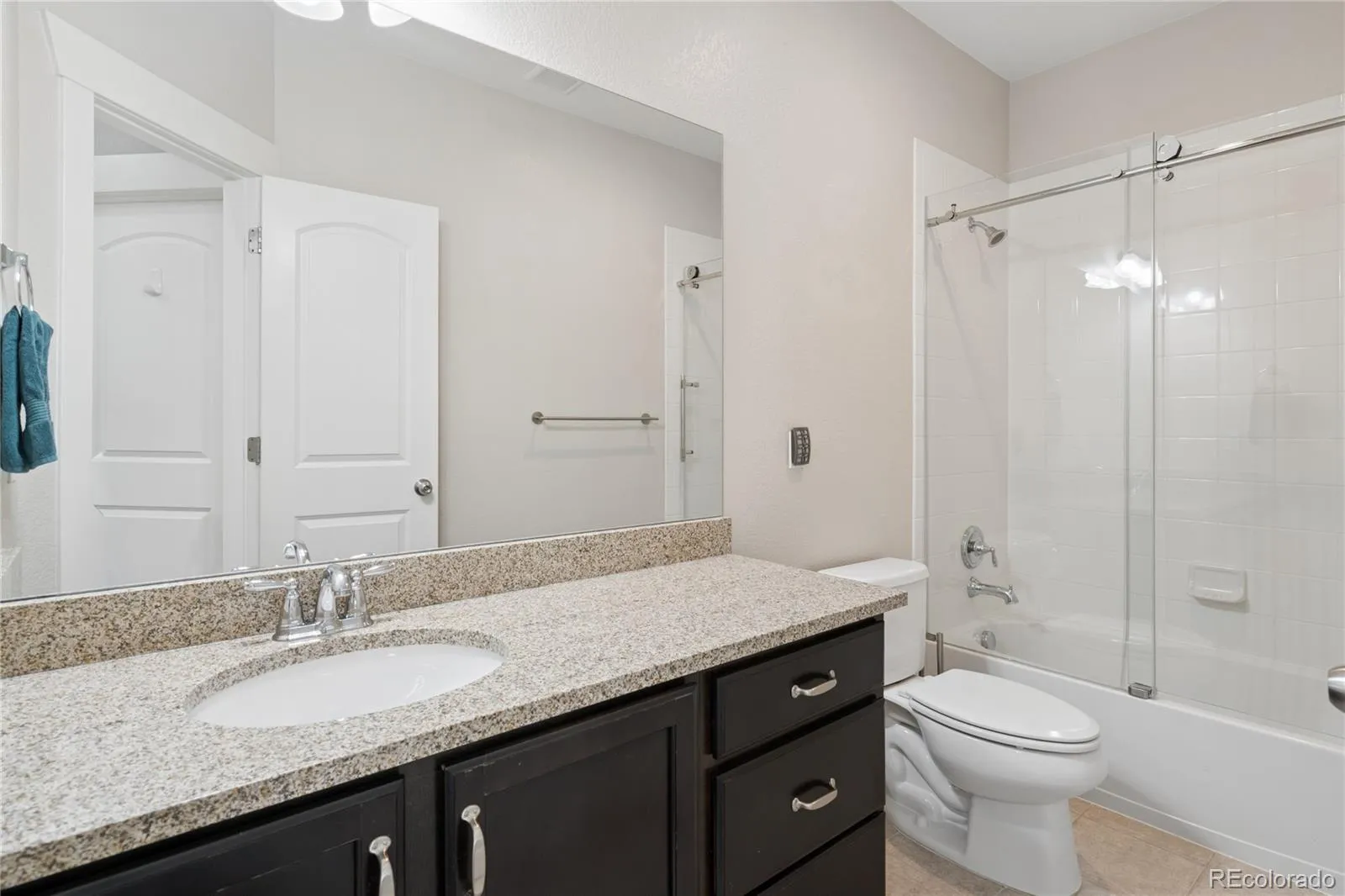 827 Uinta Way Denver CO 80230 MLS #REC9241574 04232026133901 1600 26