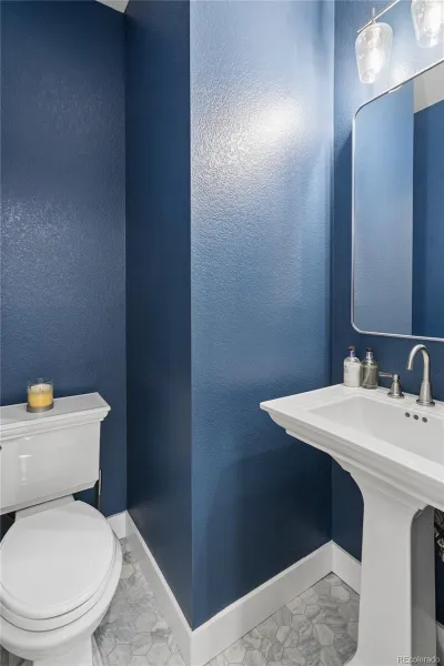 827 Uinta Way Denver CO 80230 MLS #REC9241574 04232026133901 800 17