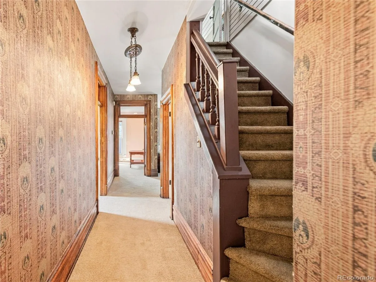 590 S Sherman Street Denver CO 80209 | MLS #REC9241938 09222026140518 1200 23