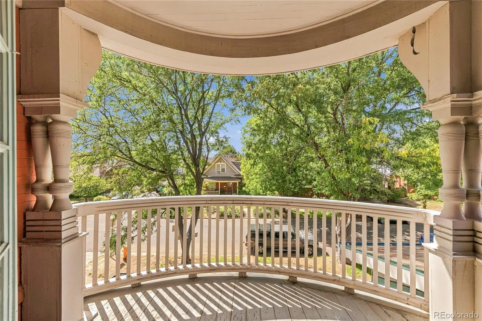 590 S Sherman Street Denver CO 80209 | MLS #REC9241938 09222026140518 1600 17