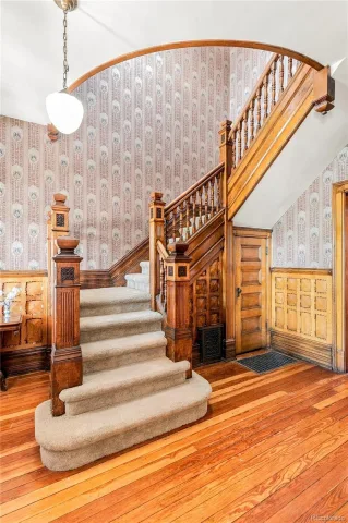 590 S Sherman Street Denver CO 80209 | MLS #REC9241938 09222026140518 640 4