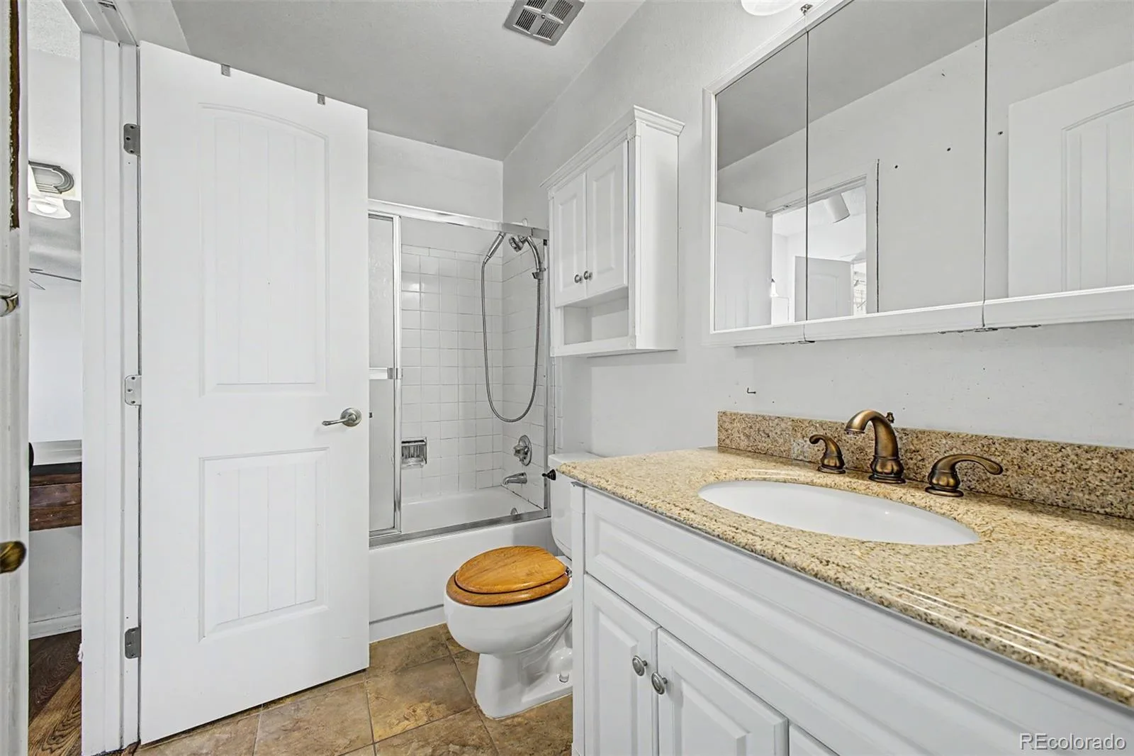 9901 E Evans Avenue #17D Denver CO 80247 | MLS #REC9242061 08212026232631 1600 14