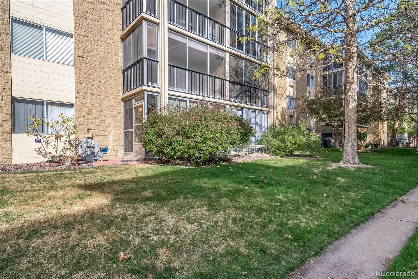 3022 S Wheeling Way #112 #207 Aurora CO 80014 MLS #REC9244415 04162026203625 1600 16