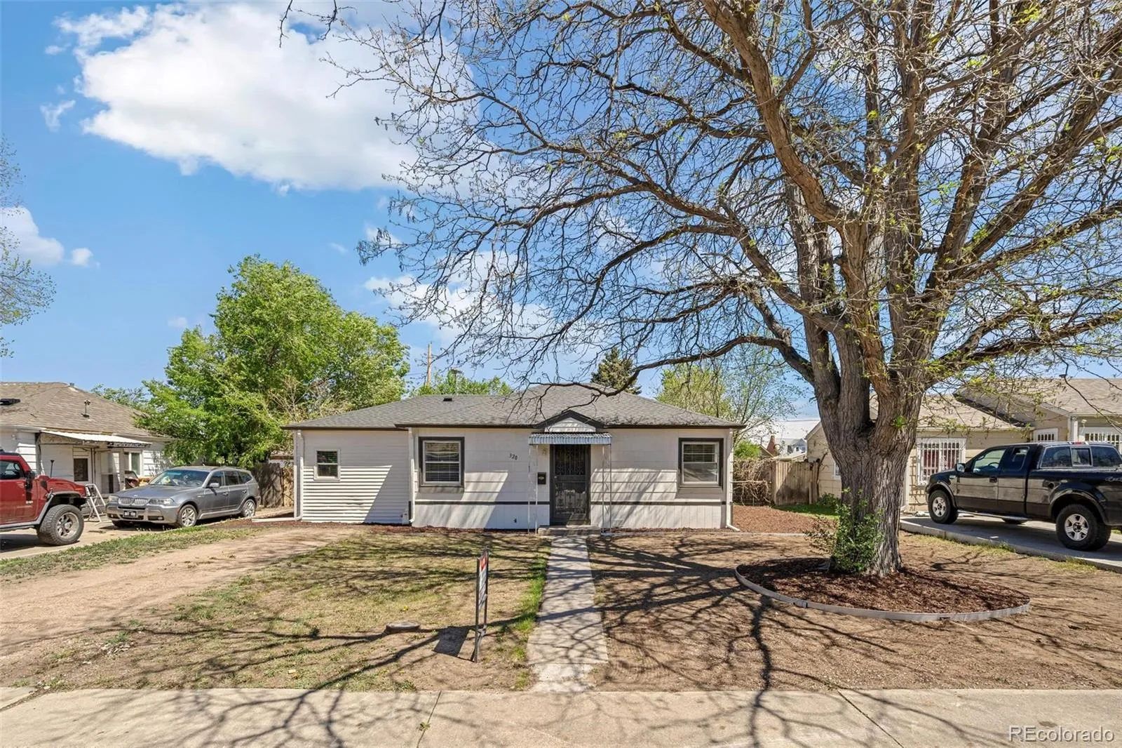 320 Stuart Street Denver CO 80219 MLS #REC9244813 04252026160459 1600 1