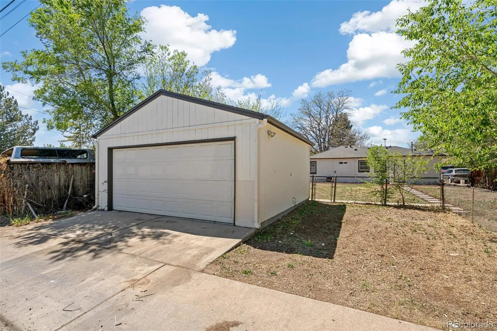 320 Stuart Street Denver CO 80219 MLS #REC9244813 04252026160459 1600 24