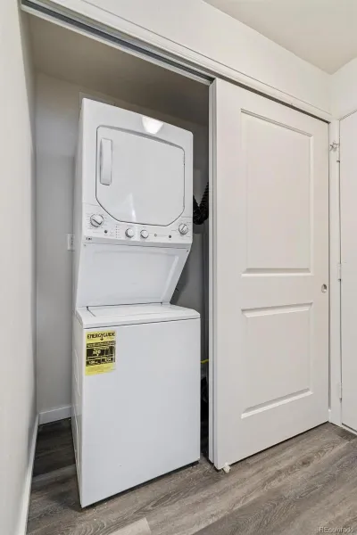 320 Stuart Street Denver CO 80219 MLS #REC9244813 04252026160459 800 19