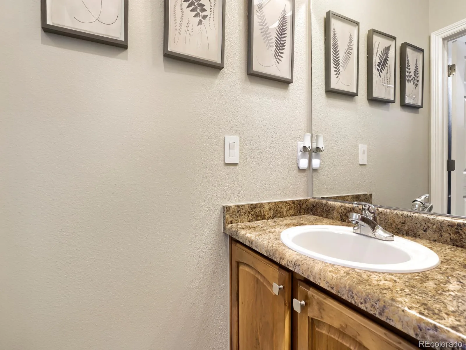 10134 Bluffmont Lane Lone Tree CO 80124 | MLS #REC9247326 06212026034749 1600 14