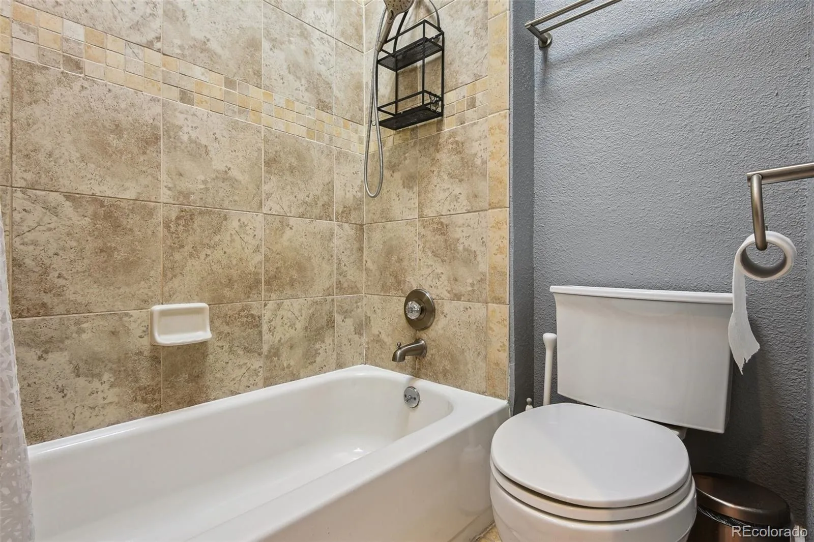 3946 Perry Street Denver CO 80212 MLS #REC9254422 05072026021823 1600 13