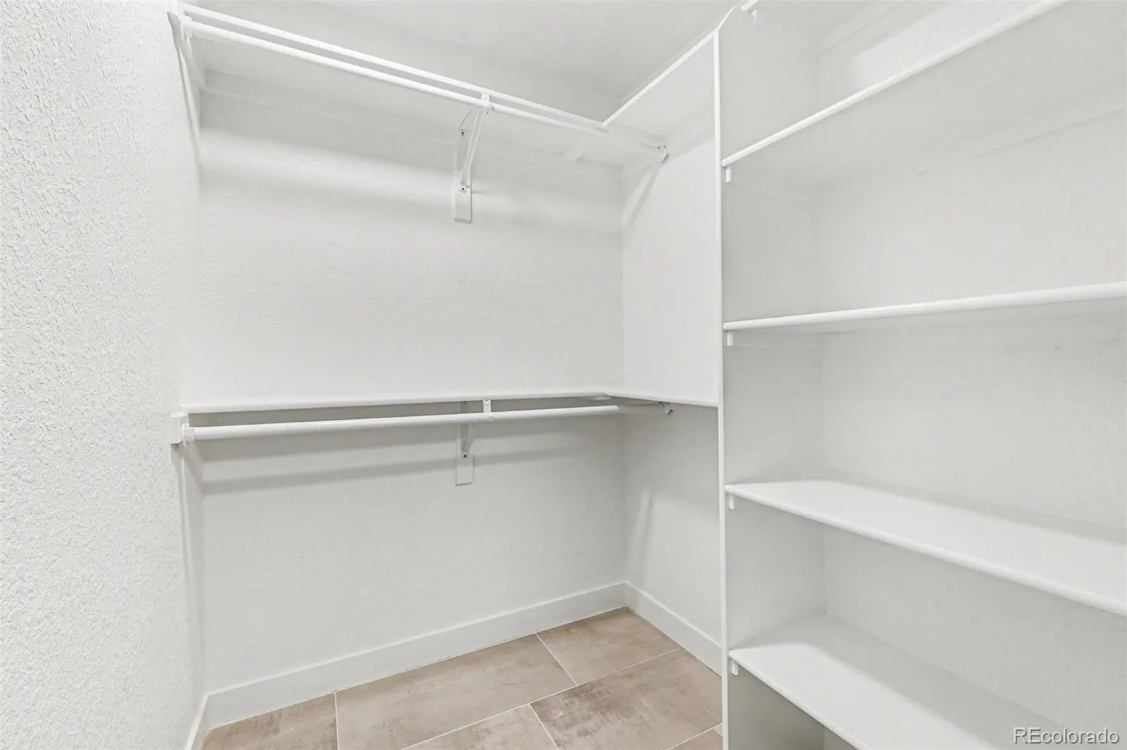 04182026182207 1600 26