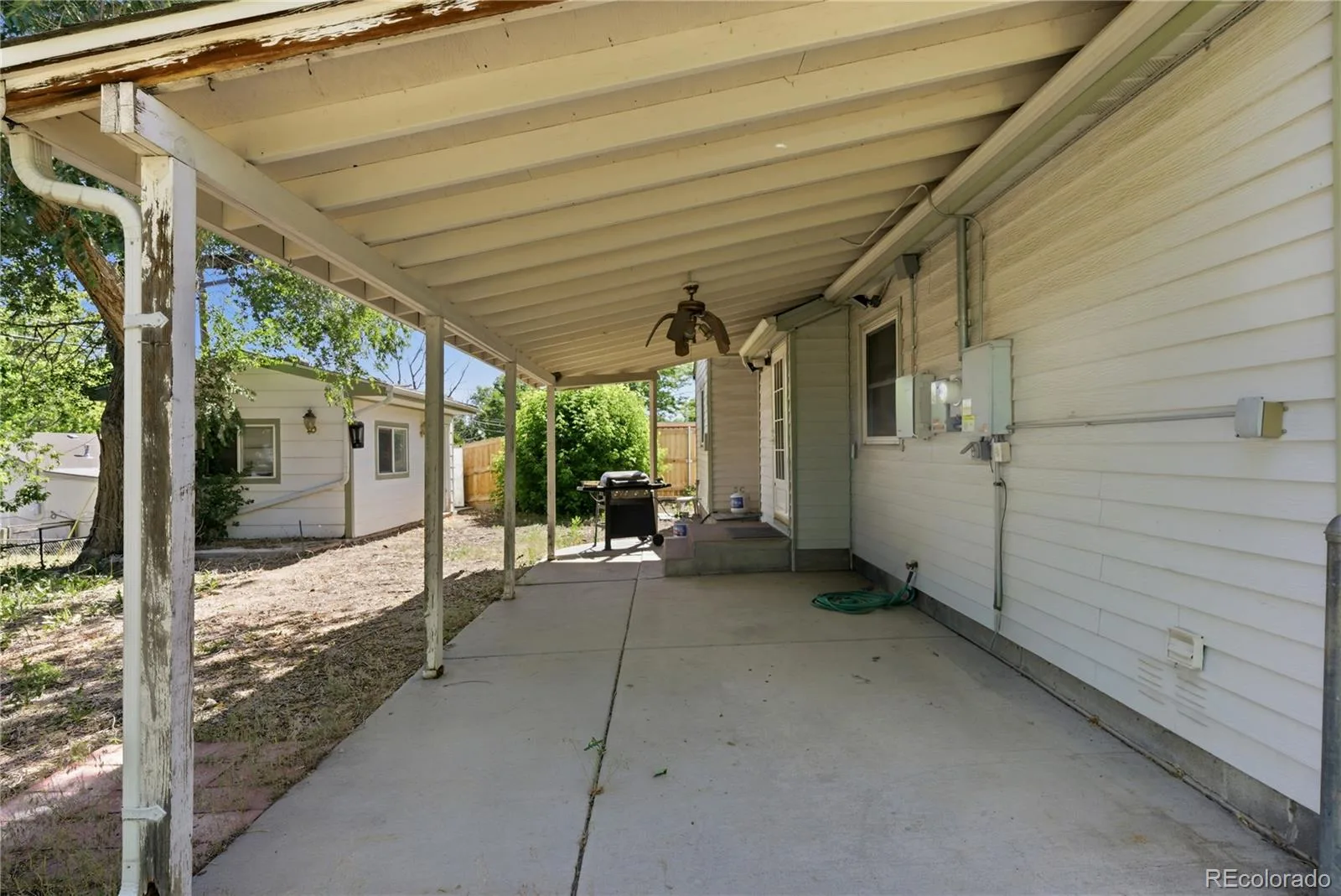 2061 Carrol Court Thornton CO 80229 | MLS #REC9255912 06082026211618 1600 22