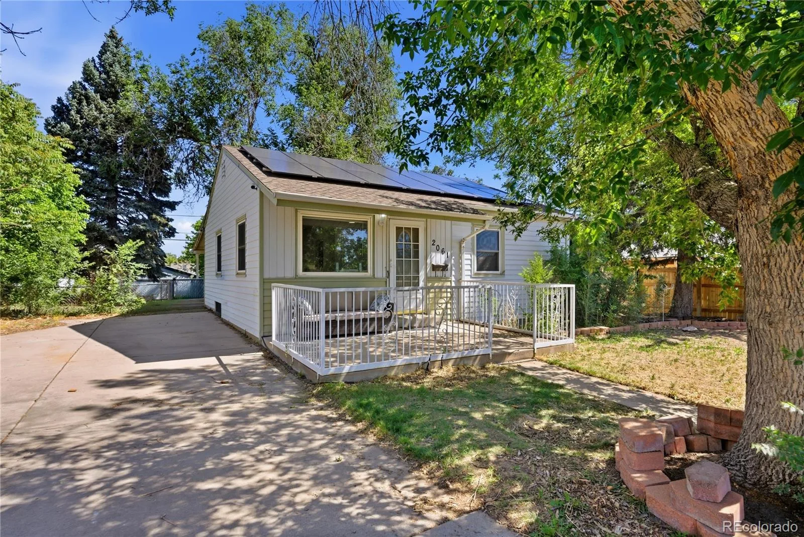 2061 Carrol Court Thornton CO 80229 | MLS #REC9255912 06082026211618 1600 28