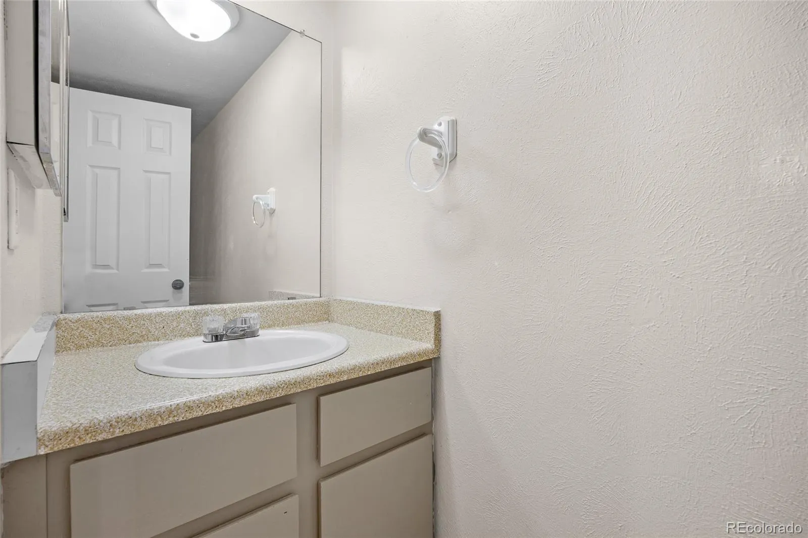 16129 E Rice Place #B Aurora CO 80015 MLS #REC9257934 05092026022124 1600 12