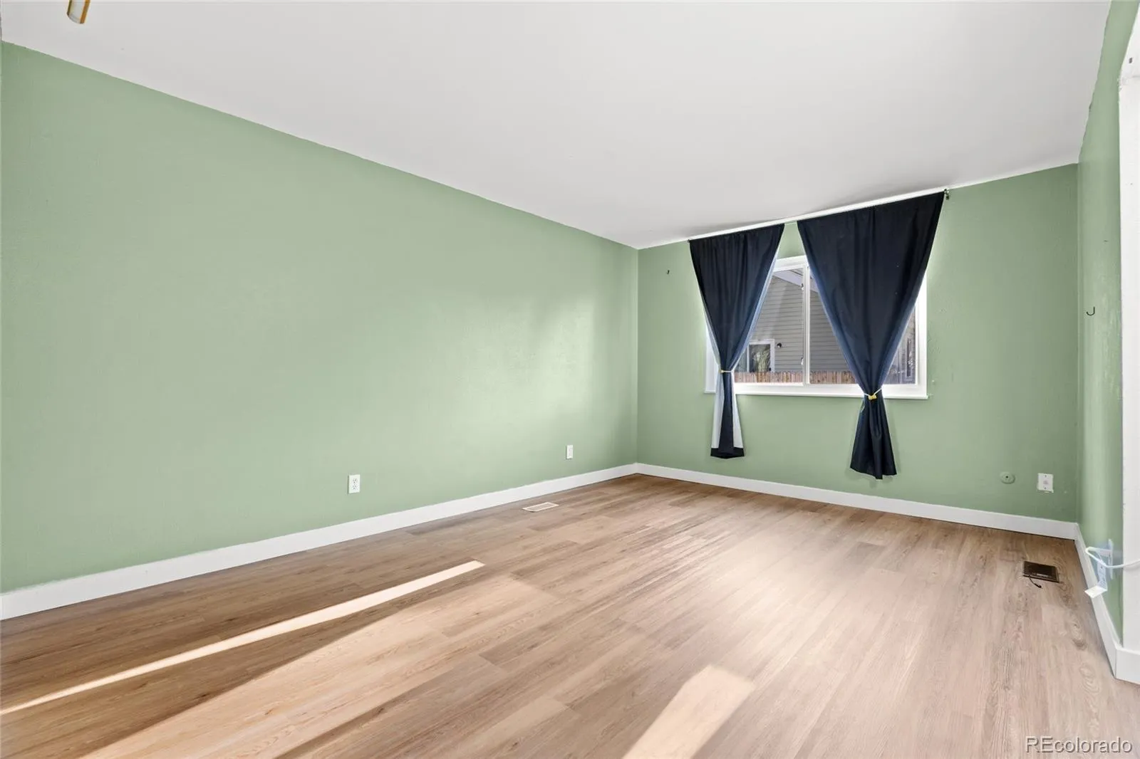 16129 E Rice Place #B Aurora CO 80015 MLS #REC9257934 05092026022124 1600 14