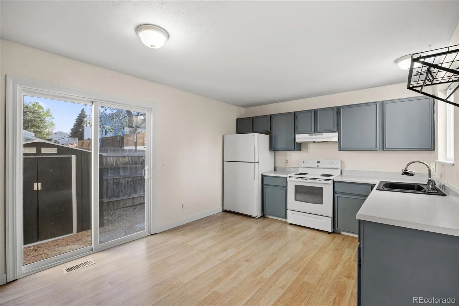 16129 E Rice Place #B Aurora CO 80015 MLS #REC9257934 05092026022124 1600 8
