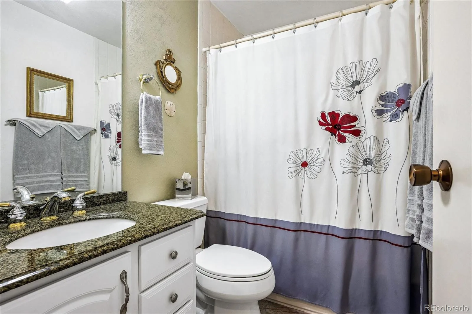 1050 S Monaco Parkway #99 Denver CO 80224 MLS #REC9258612 05222026000756 1600 22
