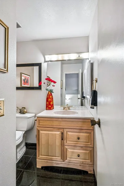 1050 S Monaco Parkway #99 Denver CO 80224 MLS #REC9258612 06262026152354 800 14
