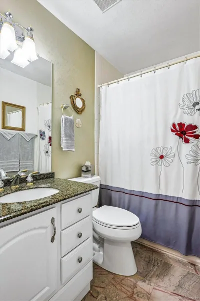1050 S Monaco Parkway #99 Denver CO 80224 MLS #REC9258612 06262026152354 800 23